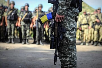 Випускників можуть забрати до армії раніше, ніж зачислять до вишів