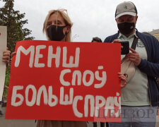 У Києві пройшла акція протесту проти захоплення Романа Протасевича в Білорусі (відео)