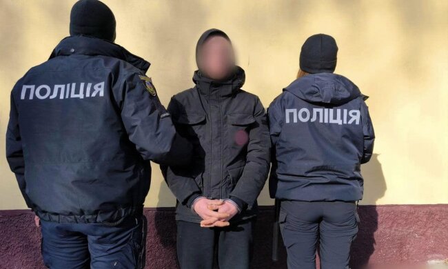 Житель Київщини отримав посилку із 5 кг наркотиків на понад ₴2 млн