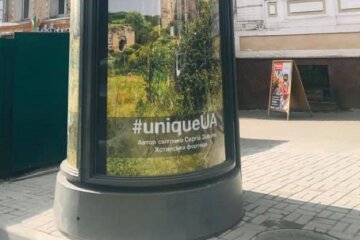 У Києві на Володимирській встановили модульні вбиральні (відео)