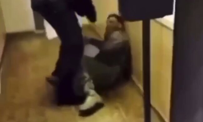У Києві в ніч проти 3 листопада сталась бійка між поліцейським і прикордонником — останнього затримали за порушення комендантської години
