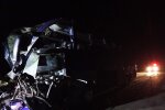 Нічна ДТП на трасі Одеса-Київ: водій в тяжкому стані, 17 постраждалих