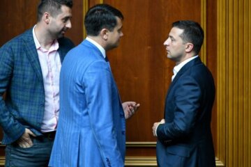 Нервував і обіцяв, що все розрулить: з’явився інсайд із зустрічі Зеленського з фракціями