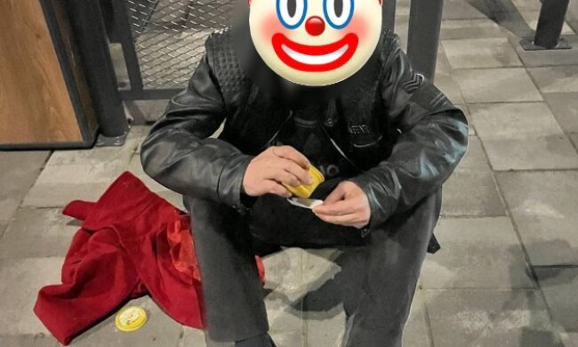 Жартівника, якого нібито збила машина, оштрафували на понад ₴3000