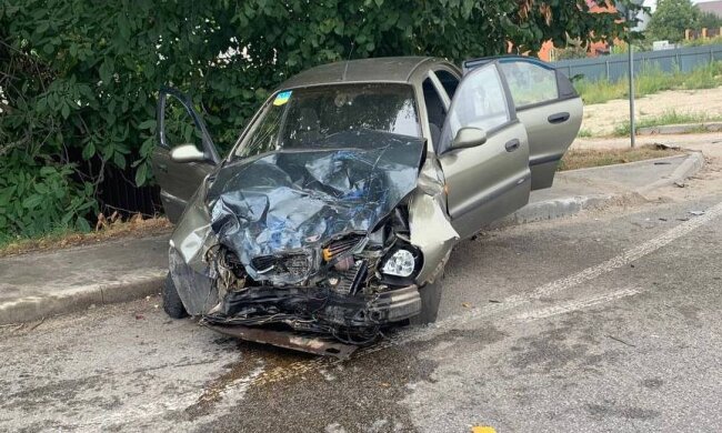 У Нових Петрівцях сталось ДТП за участі трьох автівок