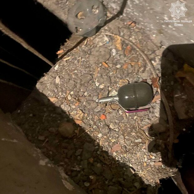 В Києві вчергове знайшли гранату — цього разу в під'їзді багатоповерхівки Дарницького району