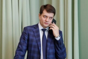 Разумков розповів про свої враження від першого робочого дня Ради