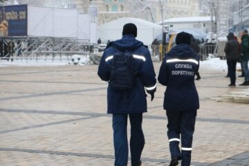 Київські рятувальники перейшли у посилений “новорічний” режим