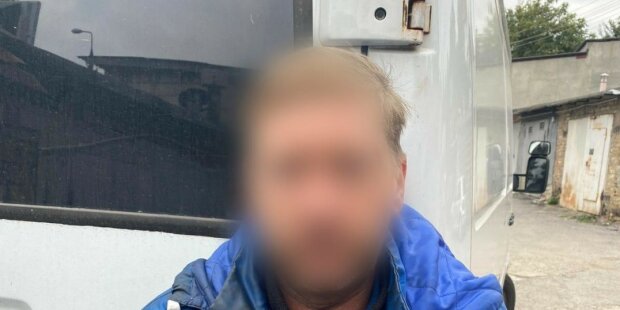 На Київщині затримали чоловіка за зґвалтування неповнолітньої