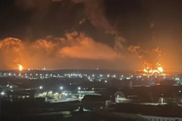 У російському Брянську горить нафтобаза. Було чутно вибухи