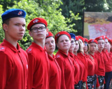 Росіяни не дають можливості 17-річним українцям уникнути “мобілізації” на окупованих територіях, – ГУР МО