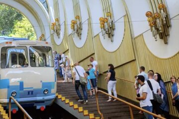 Столичний фунікулер відновив рух