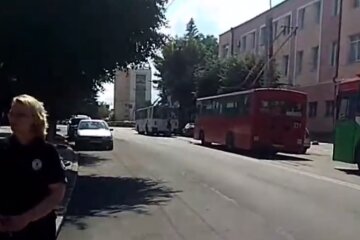 Звільнення заручників в автобусі у Луцьку: наживо