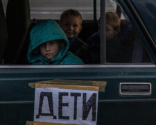 Рашисти масово вивозять дітей із Луганщини в Чечню для “патріотичного виховання”, – Гайдай