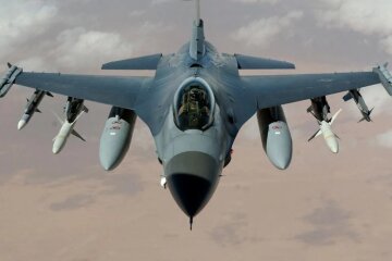 У США допускають передачу винищувачів Україні, але є умови – Financial Times