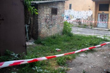 Жінка народила дитину на вулиці та пішла