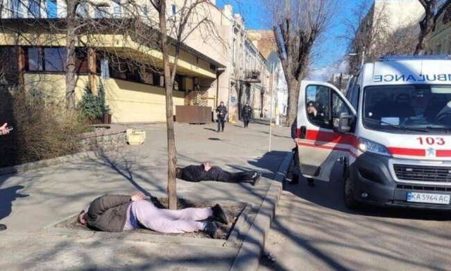 Їхали на “швидкій”: у Києві розвідка затримала “кадировців”