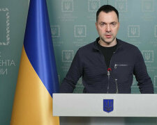 Арестович: активна фаза війни триватиме до середини квітня