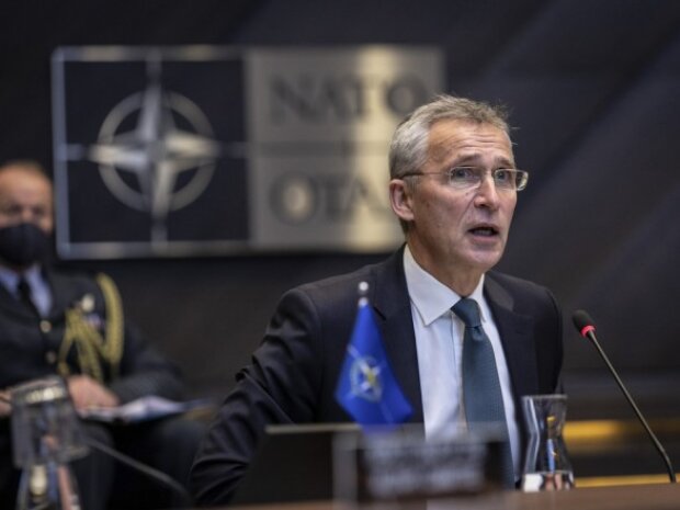 Винищувачі для України мають обговорити міністри оборони НАТО в червні – Столтенберг