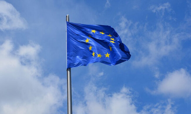 Звіт про відповідність України критеріям ЄС буде у травні; уряд хоче виконати всі, крім одного