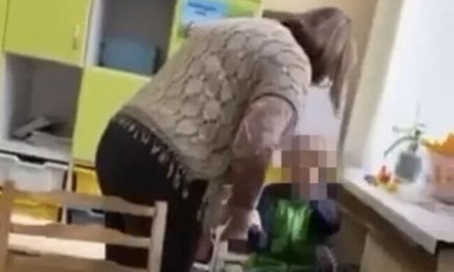 У київській школі вчителька підняла руку на дитину-інваліда (відео)