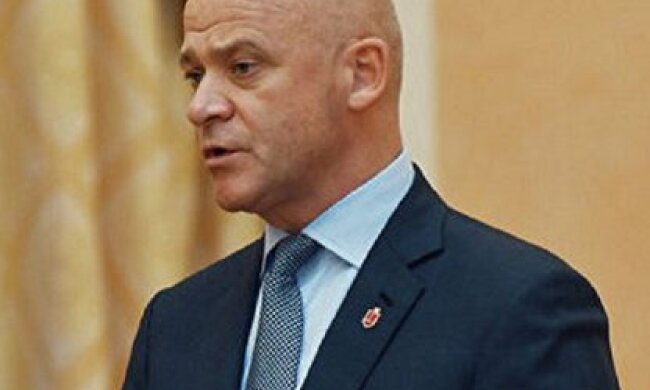 Нагороди від військових і допомога бійцям АТО: в мережі розкрили маловідомі факти про мера Одеси Труханова
