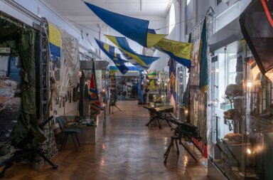 Цифрова пам’ять про війну: Національний військово-історичний музей оцифрує 500 унікальних артефактів!