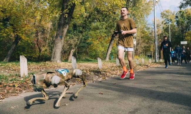 Робот-пес подолав дистанцію забігу Run4Victory на підтримку військових