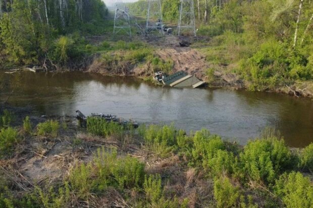 Тікали від ЗСУ вплав: на Луганщині українські військові знищили ворожу техніку та понтони