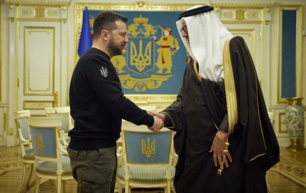 Зеленський повернувся до України, зустрівся з головою МЗС Бахрейну