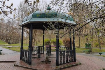 Скарб з-під землі: у «Київводфонді» розповіли про унікальність артезіанської води та її видобуток