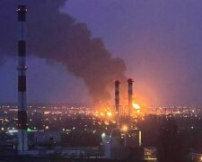 У російському Бєлгороді сталася масштабна пожежа на нафтобазі. Розпочато евакуацію