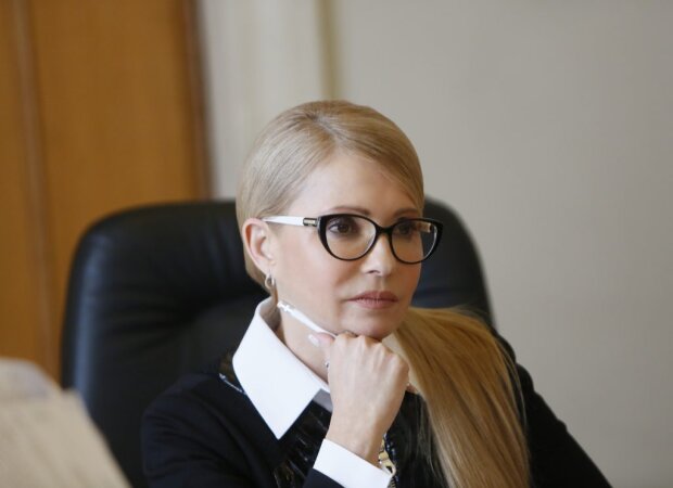Юлія Тимошенко важко переносить COVID-19: лідерку “Батьківщини” під’єднали до ШВЛ