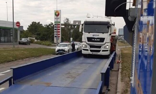 6 500 євро: в Києві зафіксували рекордний штраф за перевантаження