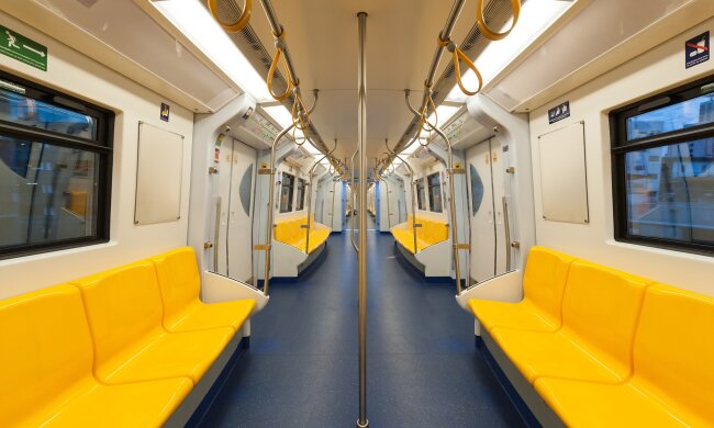 Метро на Троєщину: у Києві під мостом побудують три нові станції