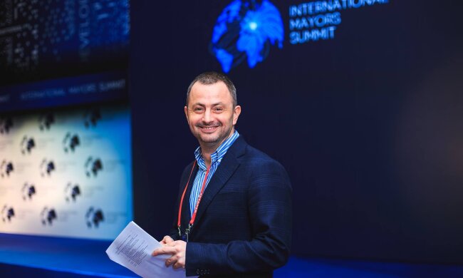 Більше не радник: Максим Бахматов йде з КМДА