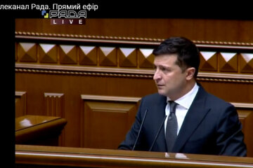 Зеленський підганяє силові органи та Раду розпочати саджати за корупцію