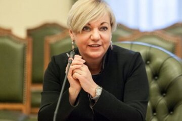 Полюють на Порошенка: аналітик про допит Гонтаревої