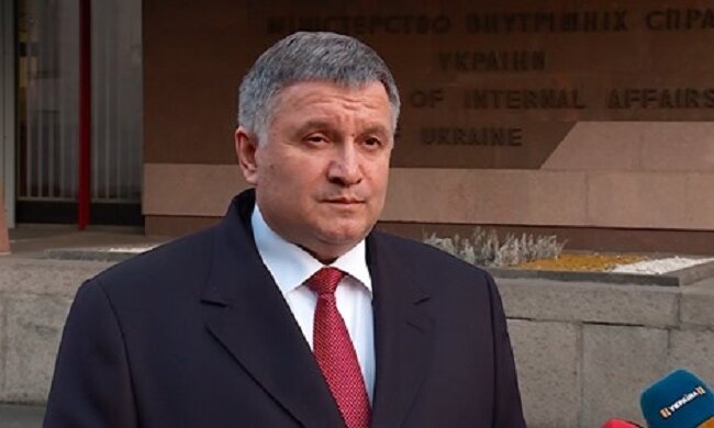 Аваков назвав Фокіна махровим ідіотом та мерзотником