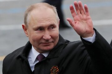 “РФ – на межі завершення історії”: у Росії зажадали відставки Путіна