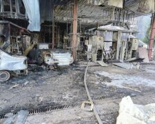 Власники АЗС в Дніпровському районі, де сталась ДТП і пожежа, ще підраховують збитки