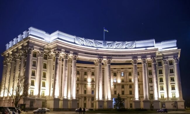 У МЗС натякнули на причетність РФ до масової хакерської атаки