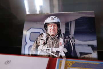 Пам’ять про командира «Привидів Києва»: у Нацмузеї відкрили виставку особистих речей Героя України Михайла Матюшенка