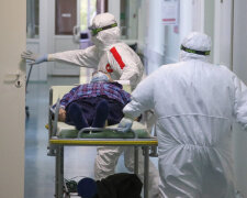 Пацієнт помер в лікарні, віддавши свою порцію кисню хворому сину
