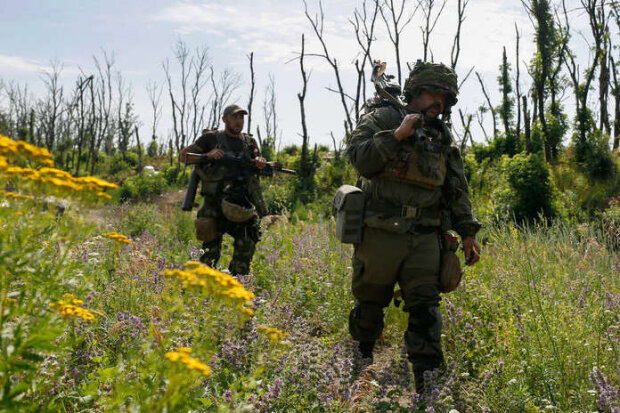 Украинские власти пошли на целенаправленный срыв перемирия на Донбассе, – блогер