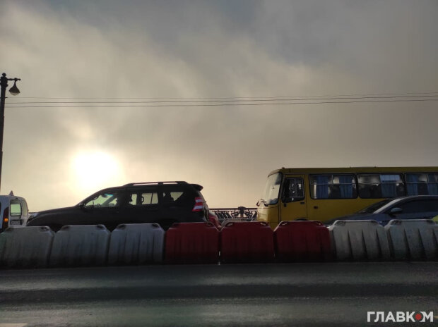 На Київ опустився смог. Столиця у десятці міст світу з найбруднішим повітрям