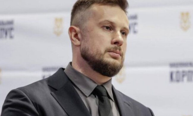 Білецький встав на захист Тарути: він багато зробив для визволення Маріуполя