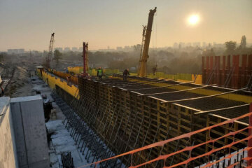 У Києві розповіли про будівництво нових тунелів метро на Троєщину