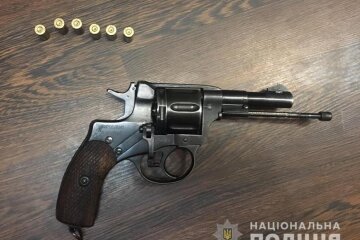 В Білій Церкві невідомий стріляв з вікна автівки