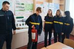 В одній зі шкіл Дніпровського району працівники районного управління ДСНС провели урок безпеки